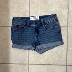Hollister low rise denim shortie short